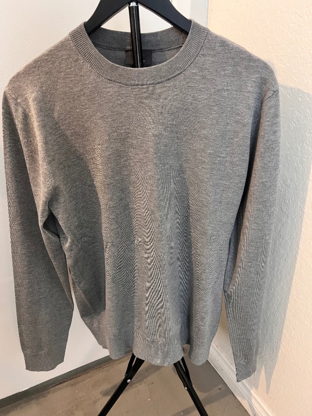 H&M Mens Heather Gray Crewneck Sweater | Size Medium